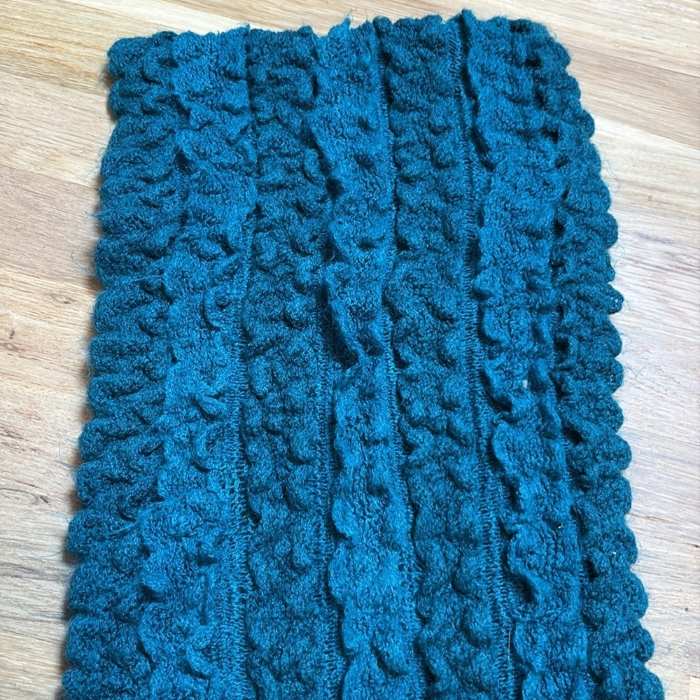 Charlie Paige Deep Teal Knit Infinity Scarf Women’s OS - Picture 6 of 8